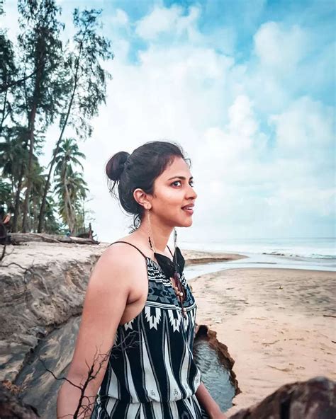 Glamorous pictures of Amala Paul from her beach vacation will。